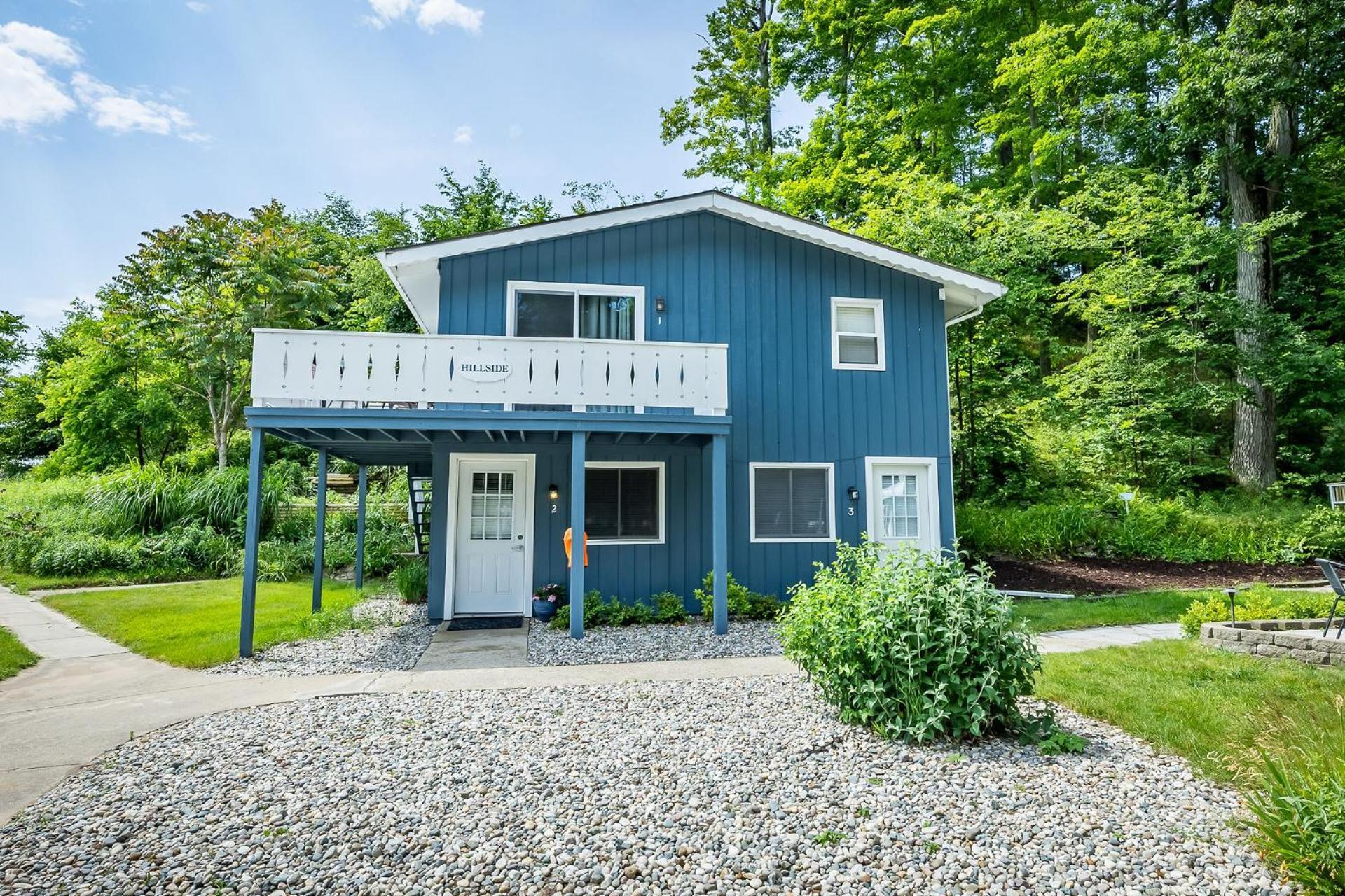 Michillinda Lodge Resort Whitehall Exterior photo